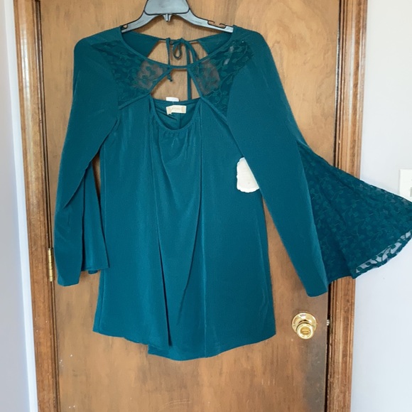 Price Firm 🔺 Altar'd State boho bell sleeve dress w/ cutout size S - Picture 6 of 15